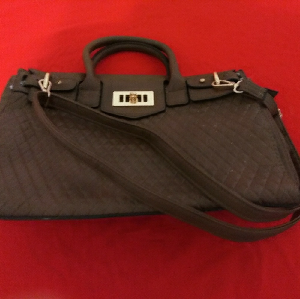 Purses - Picture 6 of 8